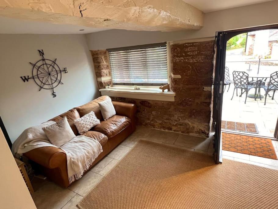 Countryside Converted Barn With Hot Tub Newton Abbot Exterior photo