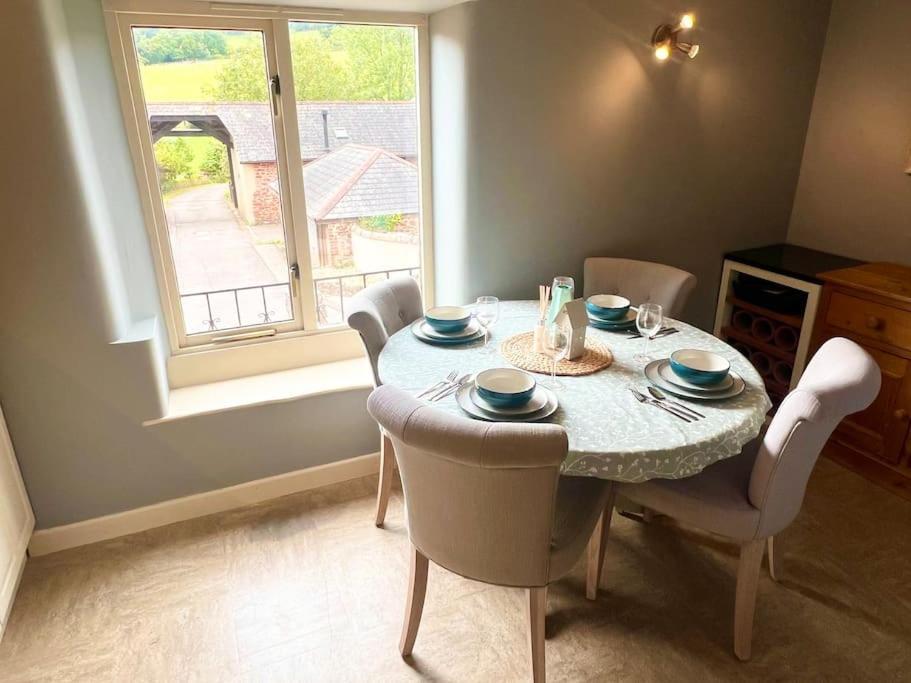 Countryside Converted Barn With Hot Tub Newton Abbot Exterior photo